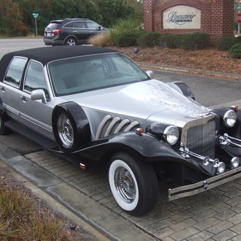 LA Limousine Services - Sedan Royale - Luxman Edition - Limos Near Me - Naples, Florida LA Limousine Services - Sedan Royale - Luxman Edition - Limos Near Me - Naples, Florida