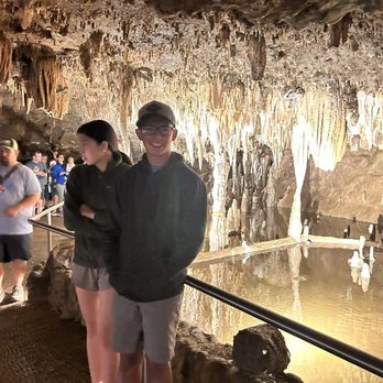 Meramec Caverns - Tours Near Me - Sullivan, Missouri Meramec Caverns - Tours Near Me - Sullivan, Missouri