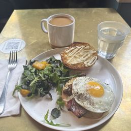 Bacon and Egg Sandwich Bacon and Egg Sandwich