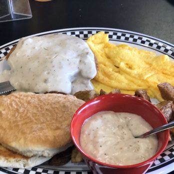 Grump's Cafe - Crofton - Chicken fried chicken - Breakfast & Brunch Near Me - Gambrills, Maryland
