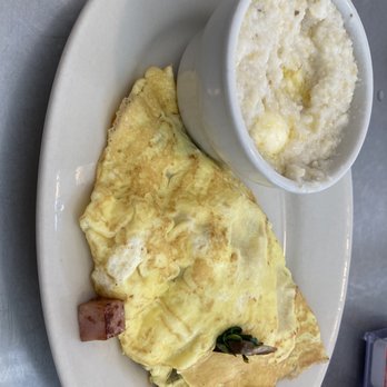 Sunshine Breakfast Restaurant - Ham and cheese omelette with spinach and mushrooms - Breakfast & Brunch Near Me - Richmond Hill, Georgia Sunshine Breakfast Restaurant - Ham and cheese omelette with spinach and mushrooms - Breakfast & Brunch Near Me - Richmond Hill, Georgia