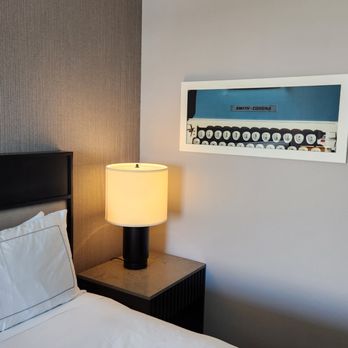 Hilton San Jose - Suite - Hotels Near Me - San Jose, California