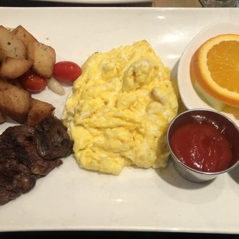 Lokal 83 Mediterranean Kitchen - Skirt Steak with scrambled eggs brunch - Mediterranean Near Me - New York, New York Lokal 83 Mediterranean Kitchen - Skirt Steak with scrambled eggs brunch - Mediterranean Near Me - New York, New York