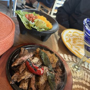 Lupe Tortilla Mexican Restaurant - Fajitas - Mexican Near Me - Allen, Texas