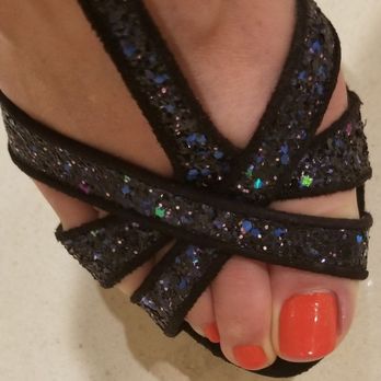 Luminous Nail Lounge - Nail Salons Near Me - Lake Stevens, Washington
