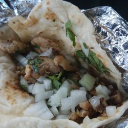Tacos El Trailero - Chikkin. Homemade tortillaz