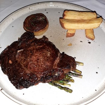Oar Restaurant & Rooms - Prime Rib Eye - Bed & Breakfast Near Me - Ennis, CE