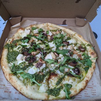 Blaze Pizza - March 2022 - Limited time only special, Garlic Lover's Pizza. Subbed out tomatoes for mushrooms. - Salad Near Me - Orange, California Blaze Pizza - March 2022 - Limited time only special, Garlic Lover's Pizza. Subbed out tomatoes for mushrooms. - Salad Near Me - Orange, California