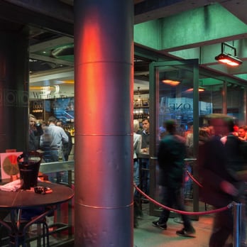 One Under Lime - Great evening venue for a drink or food after work at One Under Lime bar under the Lloyds building in the City of London - Breakfast & Brunch Near Me - London, XGL One Under Lime - Great evening venue for a drink or food after work at One Under Lime bar under the Lloyds building in the City of London - Breakfast & Brunch Near Me - London, XGL