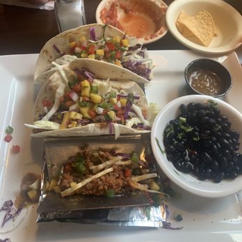 Los Tres Amigos - Vegetarian meatless tacos! Very good! - Mexican Near Me - Howell, Michigan Los Tres Amigos - Vegetarian meatless tacos! Very good! - Mexican Near Me - Howell, Michigan