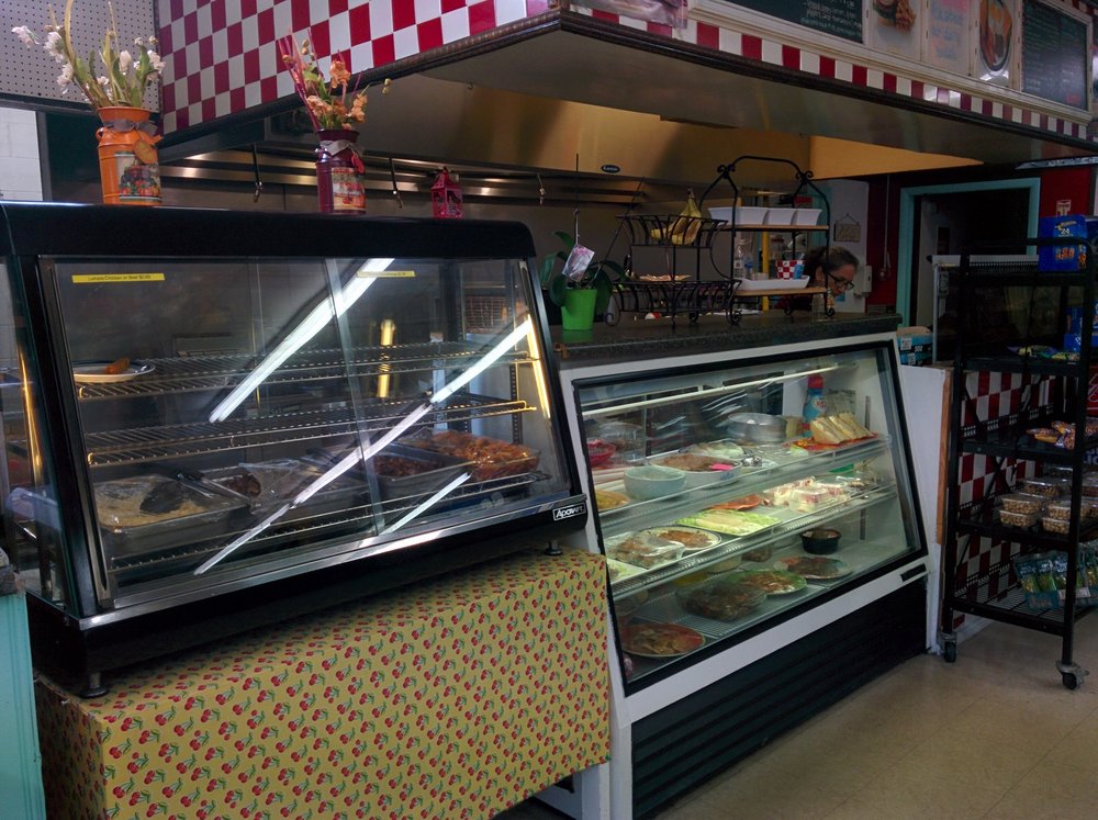 Food from Lucky's Express