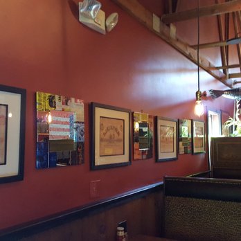 Blackbird Tavern - Wall Art - Pubs Near Me - Middlefield, Connecticut