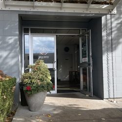 Moja Coffee - Entrance