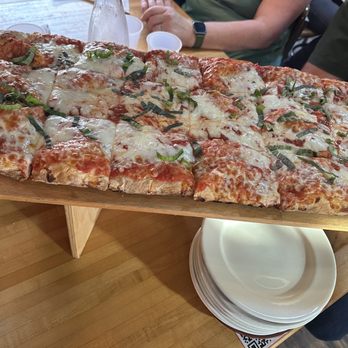 Chicago Pizza Tours - Bar Cargo - Tours Near Me - Chicago, Illinois Chicago Pizza Tours - Bar Cargo - Tours Near Me - Chicago, Illinois
