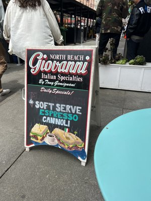 Giovanni Italian Specialties by null