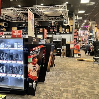 Guitar Center - Musical Instruments & Teachers Near Me - Chico, California Guitar Center - Musical Instruments & Teachers Near Me - Chico, California