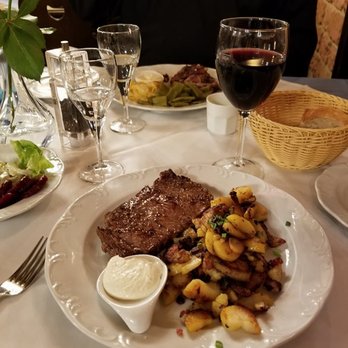 Restaurant Burgschänke - Rump Steak with Garlic sauce. Fried potatoes. - Modern European Near Me - Kaiserslautern, NW Restaurant Burgschänke - Rump Steak with Garlic sauce. Fried potatoes. - Modern European Near Me - Kaiserslautern, NW