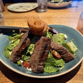 Public School 310 - Steak Salad - Gastropubs Near Me - Culver City, California Public School 310 - Steak Salad - Gastropubs Near Me - Culver City, California