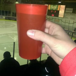 Eisstadion - Tee mit Schuss - wärmt von innen bei den kalten Temperaturen :)