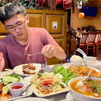 Siam Garden Cafe - Thai Near Me - Honolulu, Hawaii Siam Garden Cafe - Thai Near Me - Honolulu, Hawaii