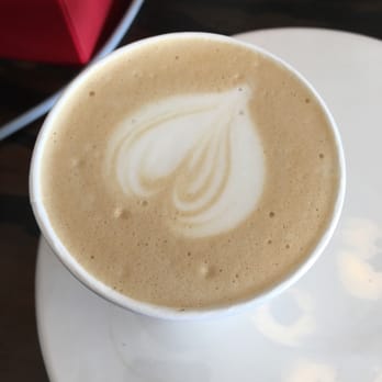 Red Banner Coffee Roasters - Vanilla Latte - Coffee Roasteries Near Me - Cape Girardeau, Missouri