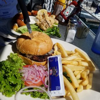 Quinn's Lighthouse - Seafood Near Me - Oakland, California Quinn's Lighthouse - Seafood Near Me - Oakland, California