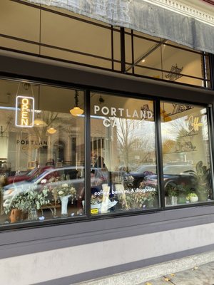 Portland Cà Phê by null
