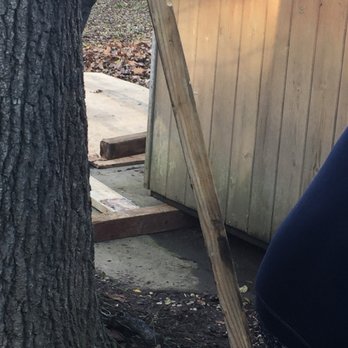 ABC Spa Mover - Sliding wooden planks to get enough room to slide the dollys under - Junk Removal & Hauling Near Me ABC Spa Mover - Sliding wooden planks to get enough room to slide the dollys under - Junk Removal & Hauling Near Me