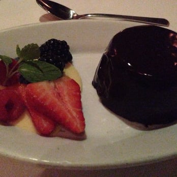 Ruth's Chris Steak House - Dinela chocolate cake - Steakhouses Near Me - Pasadena, California