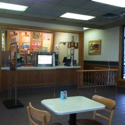 the inside of a fast food restaurant