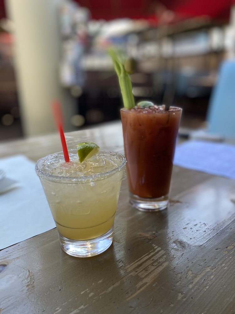 Ivanhoe Restaurant & Bar