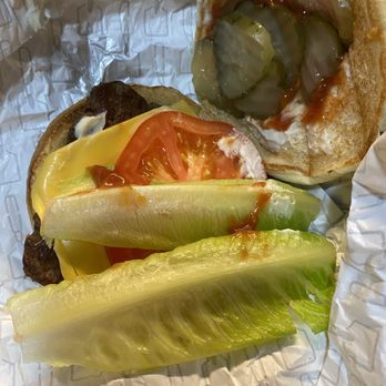 Wendy's - Is that lettuce ?? - Fast Food Near Me - Burleson, Texas Wendy's - Is that lettuce ?? - Fast Food Near Me - Burleson, Texas
