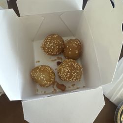 Amy's Dumpling House