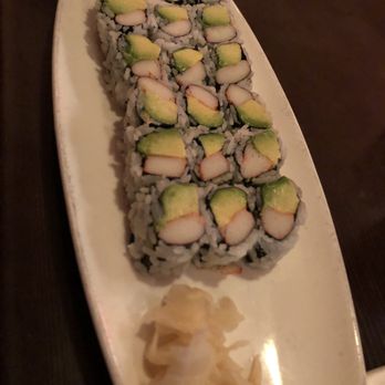 Akaru Sushi - California Roll - Sushi Bars Near Me - Brooklyn, New York