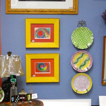Main Frame Gallery - Gift items and art gallery - Art Galleries Near Me - Mount Pleasant, Michigan