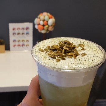 Motto Tea Cafe - Genmai tea with cheese foam and pine nut topping - Desserts Near Me - Pasadena, California Motto Tea Cafe - Genmai tea with cheese foam and pine nut topping - Desserts Near Me - Pasadena, California