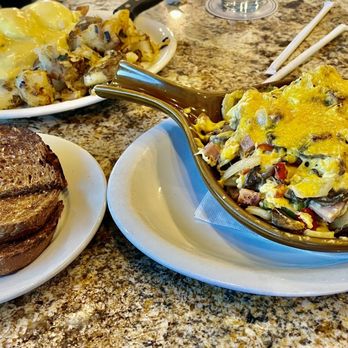 Cappys Cafe - HAM OR SAUSAGE SKILLET and Eggs Benedict - Breakfast & Brunch Near Me - Newport Beach, California Cappys Cafe - HAM OR SAUSAGE SKILLET and Eggs Benedict - Breakfast & Brunch Near Me - Newport Beach, California