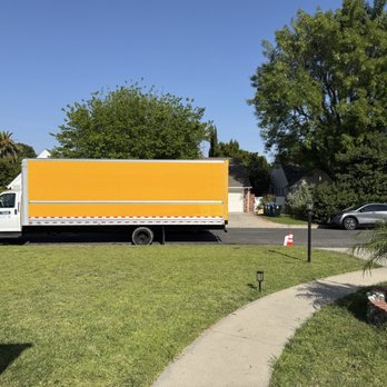 Highlight Moving - The big moving truck - Movers Near Me - Los Angeles, California Highlight Moving - The big moving truck - Movers Near Me - Los Angeles, California