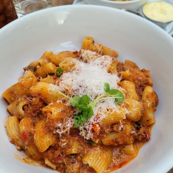 Laurel Hardware - Rigatoni Bolognese - New American Near Me - West Hollywood, California