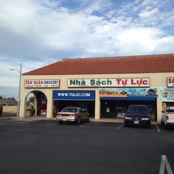 Tu Luc Bookstore - Store front - Bookstores Near Me - Garden Grove, California Tu Luc Bookstore - Store front - Bookstores Near Me - Garden Grove, California