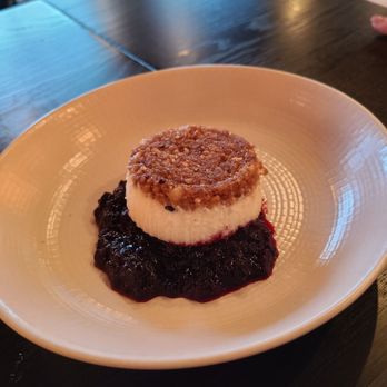 Shaker + Spear - Cheese cake dessert - Seafood Near Me - Seattle, Washington