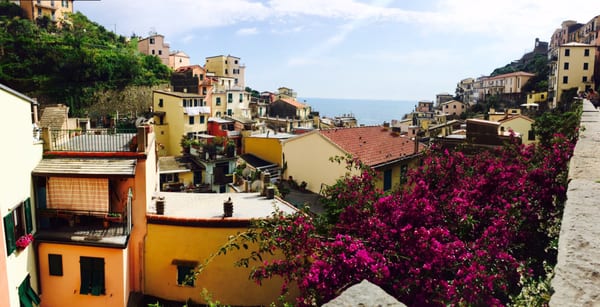 Church of San Giovanni Battista of Riomaggiore by null