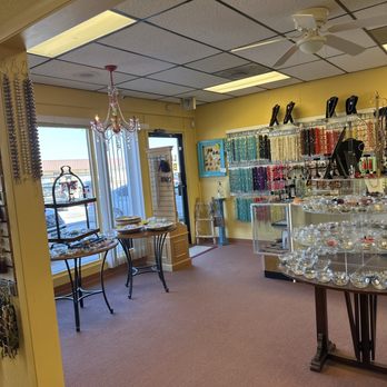 Lil' Bear Beads - Jewelry Near Me - Yukon, Oklahoma