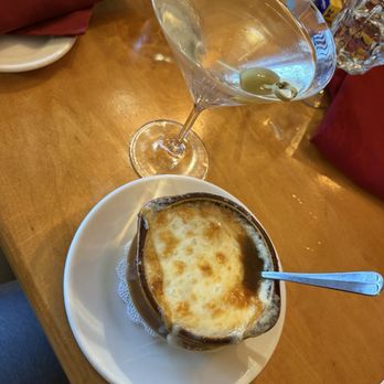 The Cranbury Inn - French Onion Crock & Dirty Martini - American Near Me - Cranbury, New Jersey
