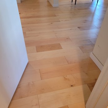 Floor Installation By Jorge - a hardwood floor in a home - Flooring Near Me Floor Installation By Jorge - a hardwood floor in a home - Flooring Near Me