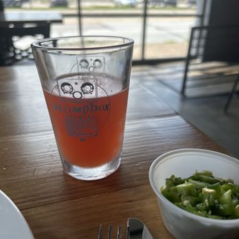 Stompbox Brewing - I Don't Feel Tarty! Sour beer! - Brewpubs Near Me - Davenport, Iowa