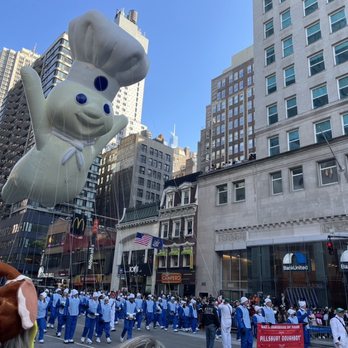 Macy's Thanksgiving Day Parade - Festivals Near Me - New York, New York