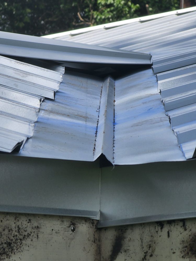 Slide of Supreme Roof Maintenance & Repair