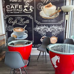 Piccola Bakery Cafe - Seating