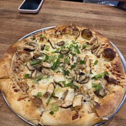 Mushroom Pizza Mushroom Pizza